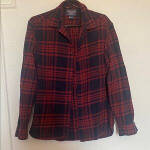Men’s Red and Black Plaid Button-Up Shirt